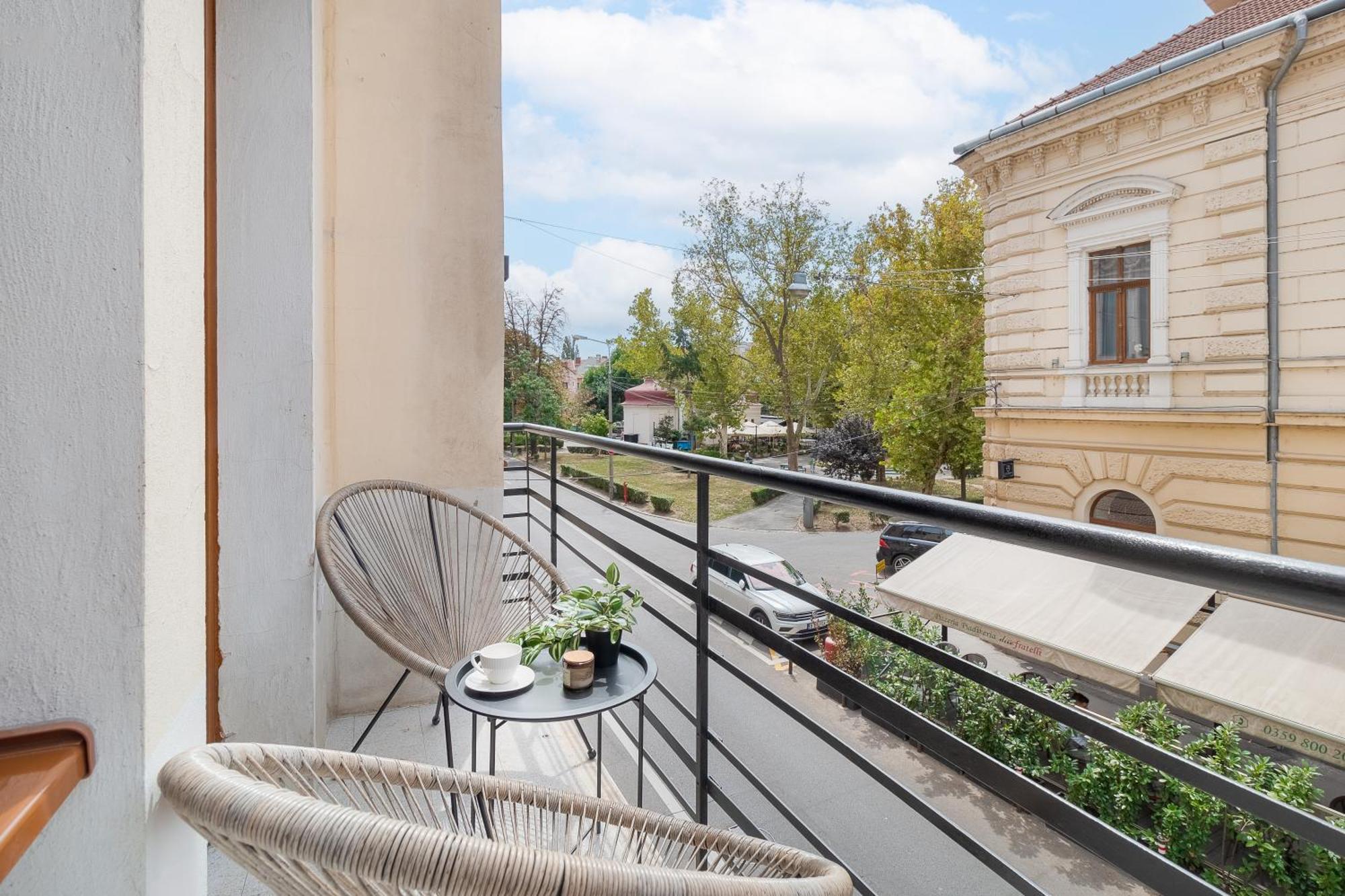Oasis Rooms Oradea Exterior foto