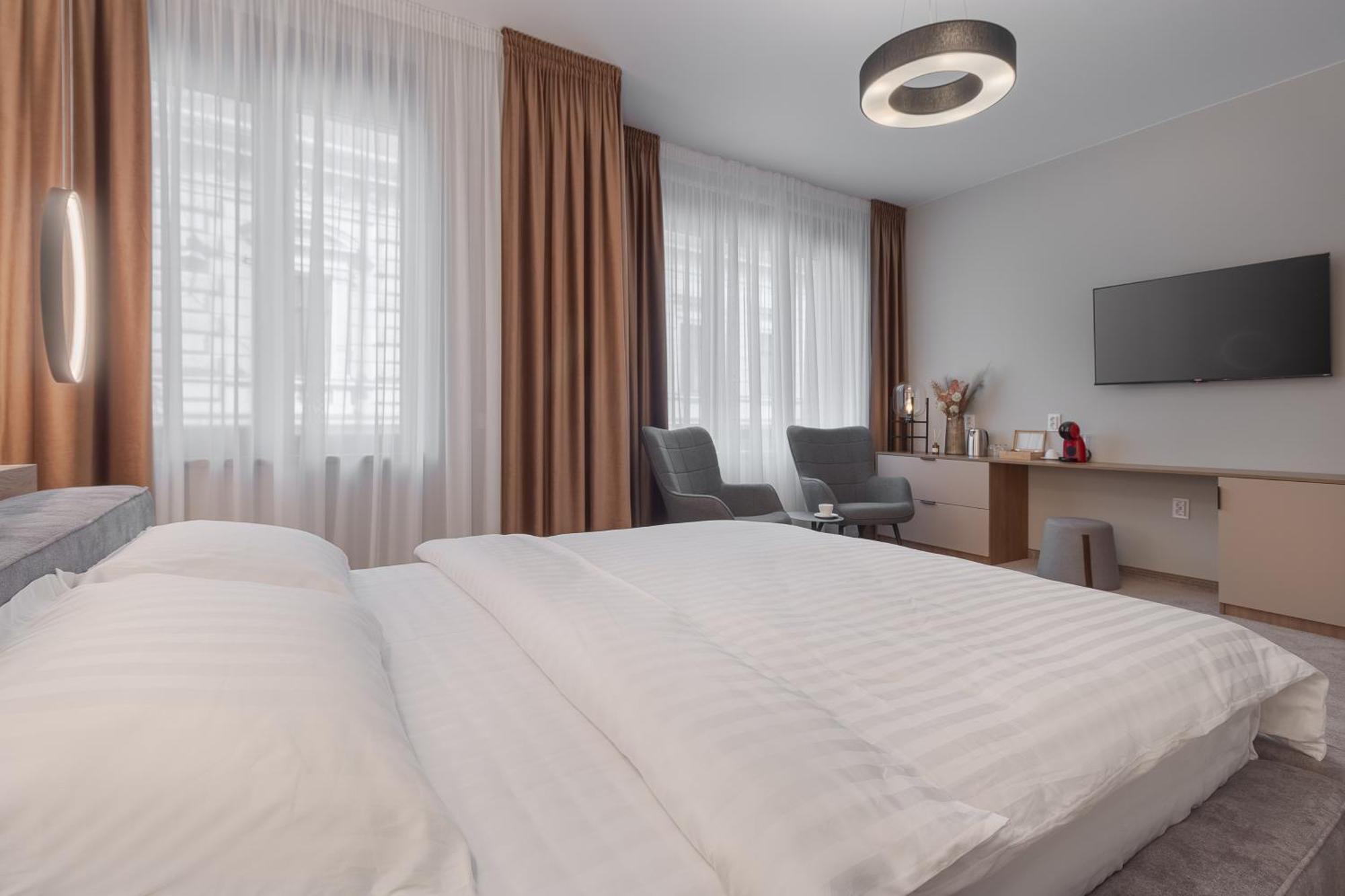 Oasis Rooms Oradea Exterior foto